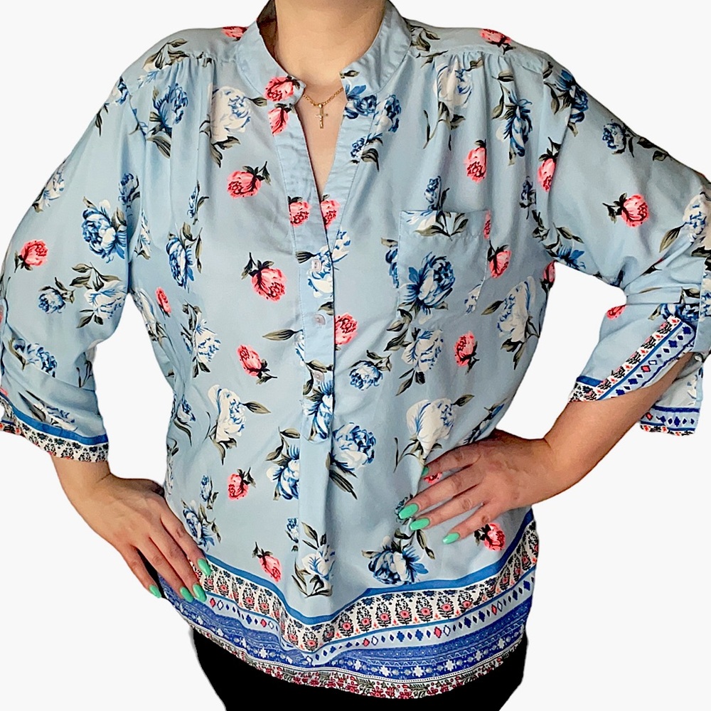 🪞Lt Blue Blouse